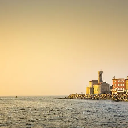 ホテル Remisens Casa Rosa, Depandansa