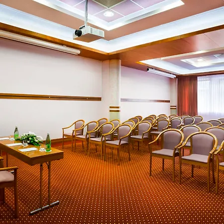 Remisens Casa Rosa - Metropol Annexe 4*
