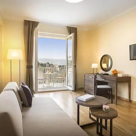 Remisens Casa Rosa, Depandansa 4* ポルトローシュ