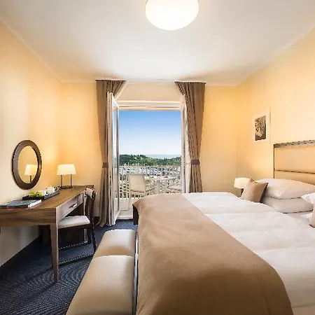 Remisens Casa Rosa, Depandansa Hotela Metropol Hotel