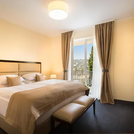 Remisens Casa Rosa, Depandansa ホテル 4*