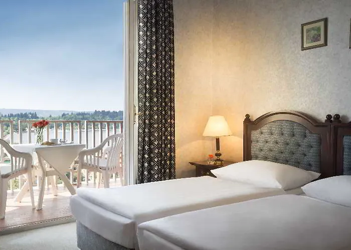 Remisens Casa Rosa, Depandansa Szálloda