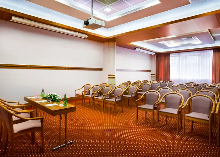 Remisens Casa Rosa, Depandansa 4*