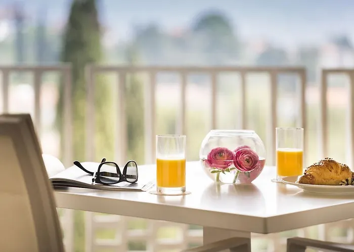 Remisens Casa Rosa, Depandansa Szálloda 4*