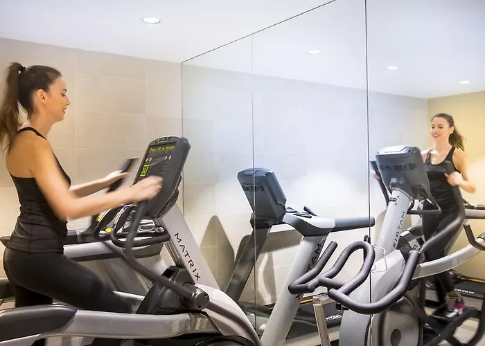 Remisens Casa Rosa, Depandansa 4*