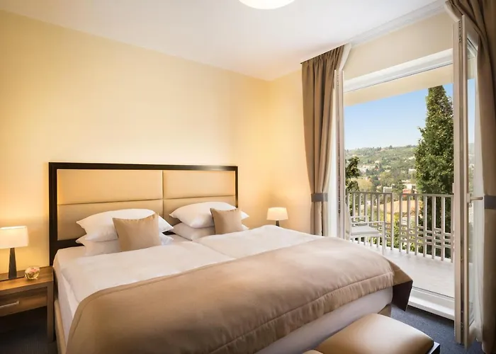 Remisens Casa Rosa, Depandansa